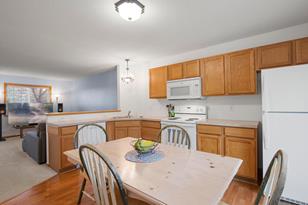 148 19th Ave SE - Photo 3