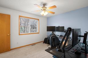 148 19th Ave SE - Photo 17