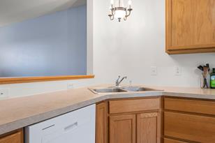 148 19th Ave SE - Photo 5