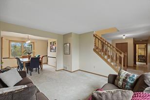 3880 Zircon Ln N - Photo 9