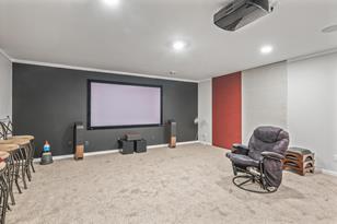 8440 Bloomington Ave - Photo 35