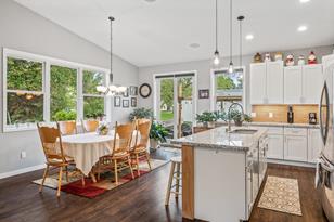 8440 Bloomington Ave - Photo 3