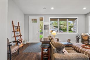 8440 Bloomington Ave - Photo 23