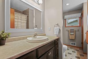 610 Mccallum Dr - Photo 3