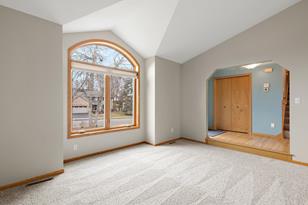 5645 Lone Oak Dr - Photo 3