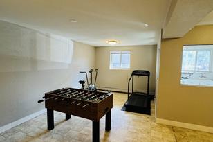 240 Wentworth Ave W - Photo 9