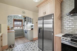 752 Montana Ave E - Photo 15