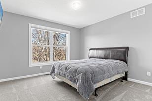 17560 Hyde Park Ave - Photo 13