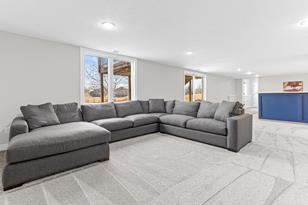 17560 Hyde Park Ave - Photo 17