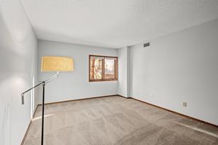 210 W Grant St - Photo 13