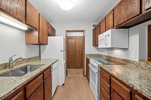 210 W Grant St - Photo 7