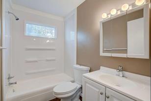 305 Jackson Ave N - Photo 9