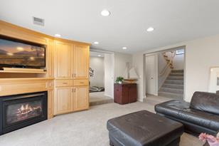 6382 Ballantine Ave - Photo 15