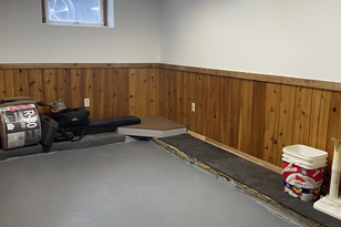 4904 Main St, Maple Plain, MN 55359-9426