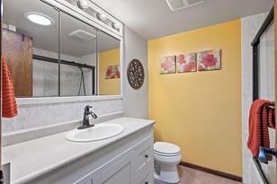 27460 Vernon Ave - Photo 17