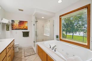 7805 Deer Creek Cir - Photo 13