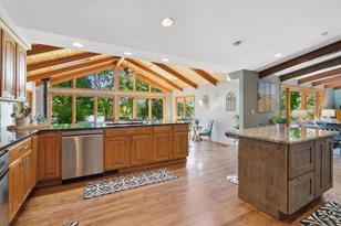 7805 Deer Creek Cir - Photo 9