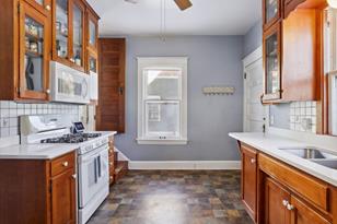 2121 Como Ave - Photo 11