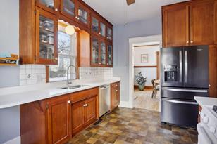 2121 Como Ave - Photo 9