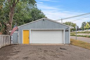 4205 University Ave NE - Photo 33