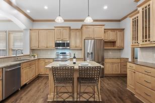 4748 Cumberland St - Photo 3