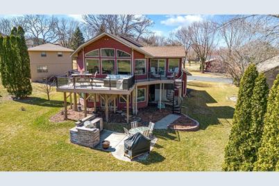 809 Columbus Avenue S, New Prague, MN 56071 - Photo 1