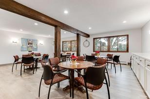 205 Barry Ave S - Photo 39