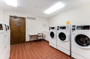 205 Barry Ave S - Photo 29