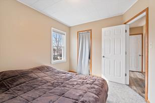 1688 Hyacinth Ave E - Photo 3