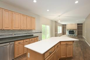 2336 Highwood Ave E - Photo 15