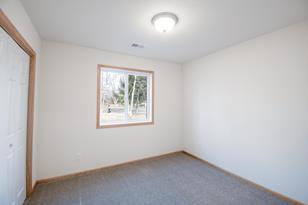 1142 Thomas Dr NE - Photo 9