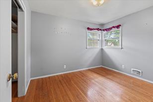 9242 Washington St NE - Photo 7