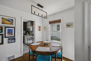 24 Susan Ave - Photo 3