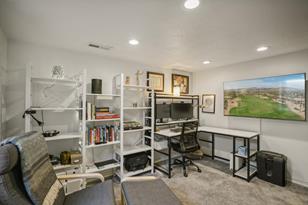 24 Susan Ave - Photo 43
