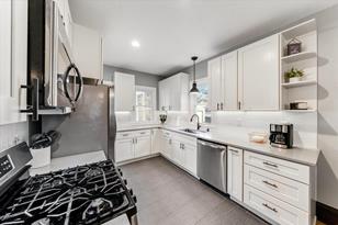 4505 Bryant Ave S - Photo 3