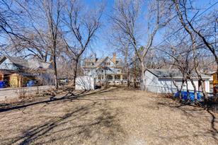 741 5th St E - Photo 27