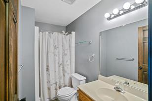 8017 Dupont Ct N - Photo 11