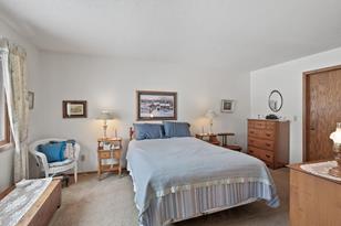 11808 Undercliff St NW - Photo 9