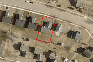 1242 Rich River Way, New Johannesburg, WI 54017