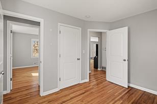 241 Ash St E - Photo 3