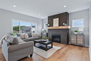 19820 Henning Ave, Lakeville, MN 55044 - Photo 7