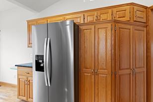 2951 Linden Dr - Photo 15