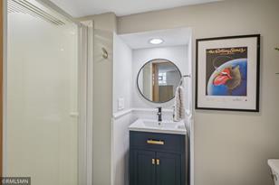 208 Victoria Street S - Photo 17