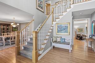670 Brookside Ln - Photo 3