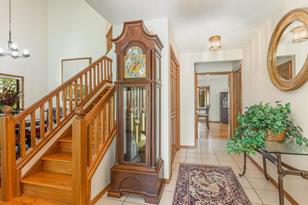 25525 Orchard Cir - Photo 3