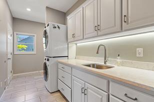 3004 Edgewater Dr - Photo 35