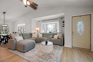 8968 Van Buren St NE - Photo 5