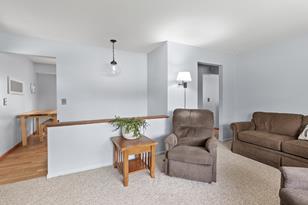 240 Stardust Blvd - Photo 7