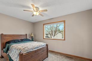 7678 Dunmore Rd - Photo 21