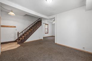 458 Sherburne Ave - Photo 5